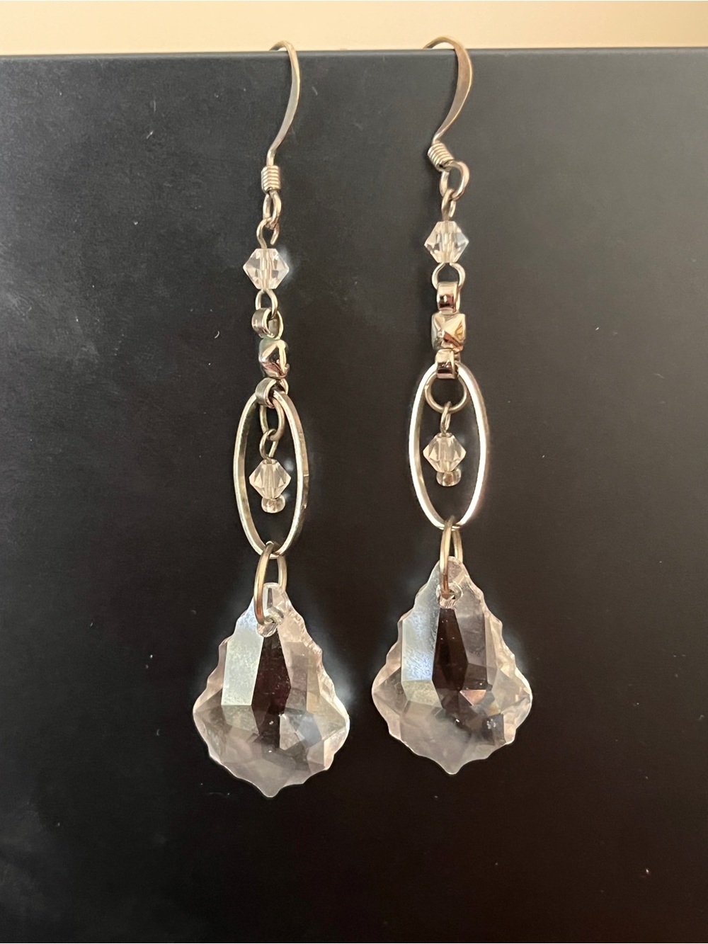 Elegant Crystal Drop Dangle Earrings - Clear/Silver